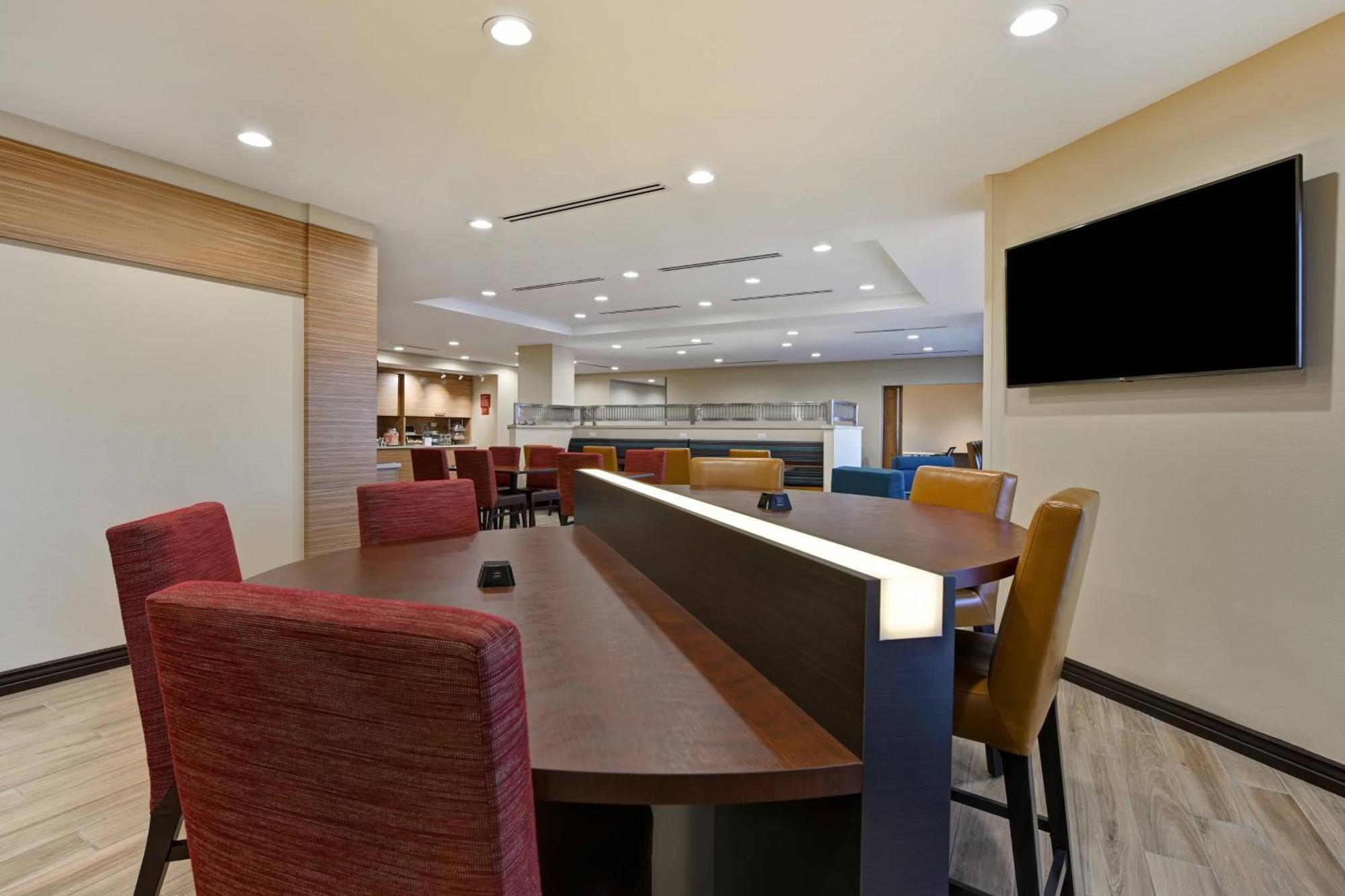 Towneplace By Marriott East/i-10 Hotel